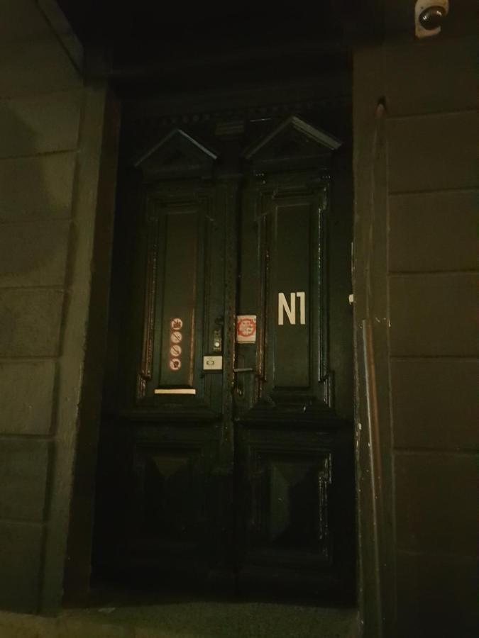 "No Party & Many Rules" Hostel N1 Σόφια Εξωτερικό φωτογραφία