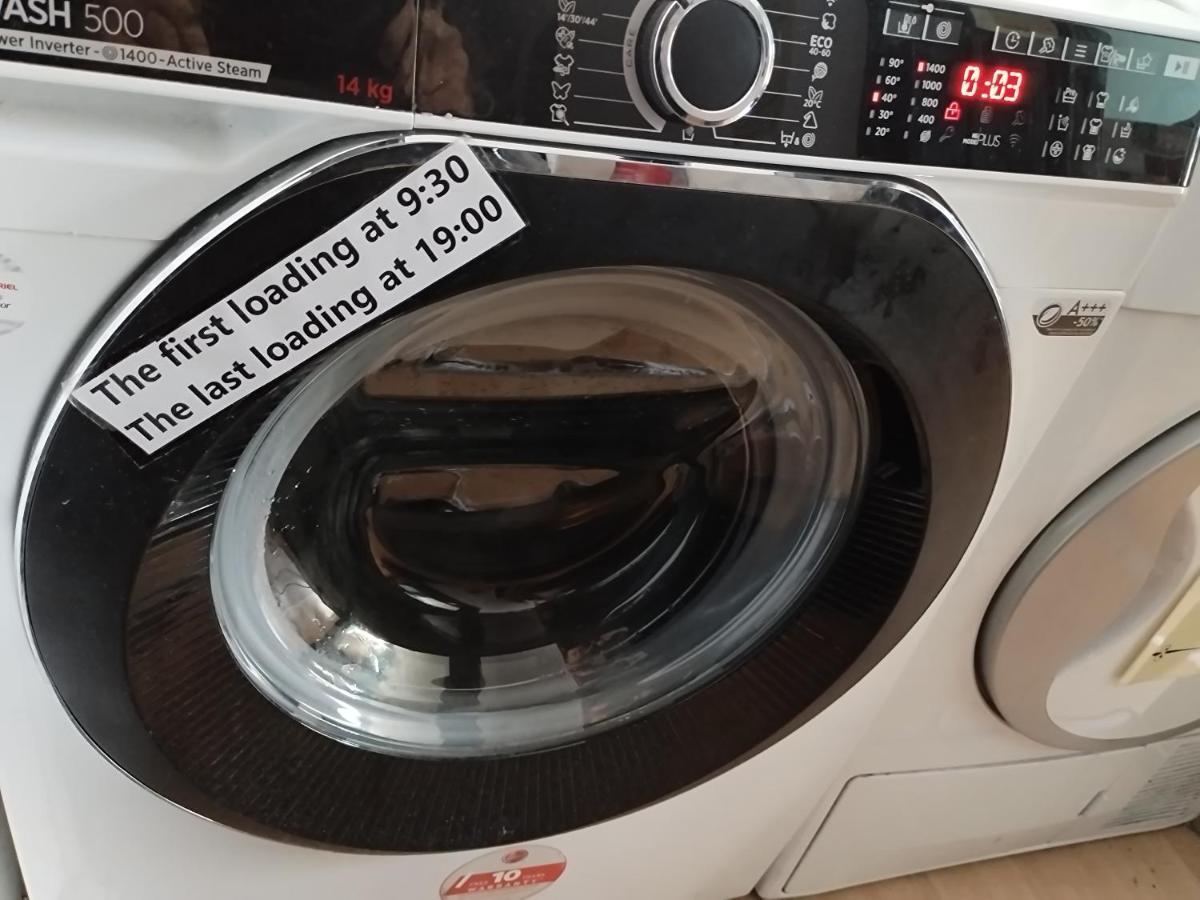 "No Party & Many Rules" Hostel N1 Σόφια Εξωτερικό φωτογραφία
